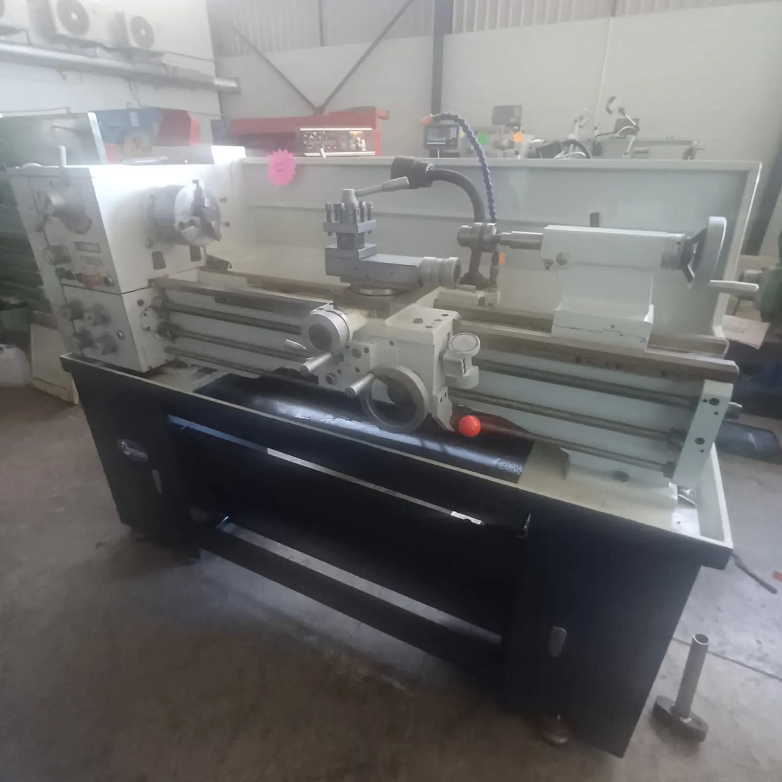 STANDARD CO632A - GAP BED LATHE. R 60 000. EXL